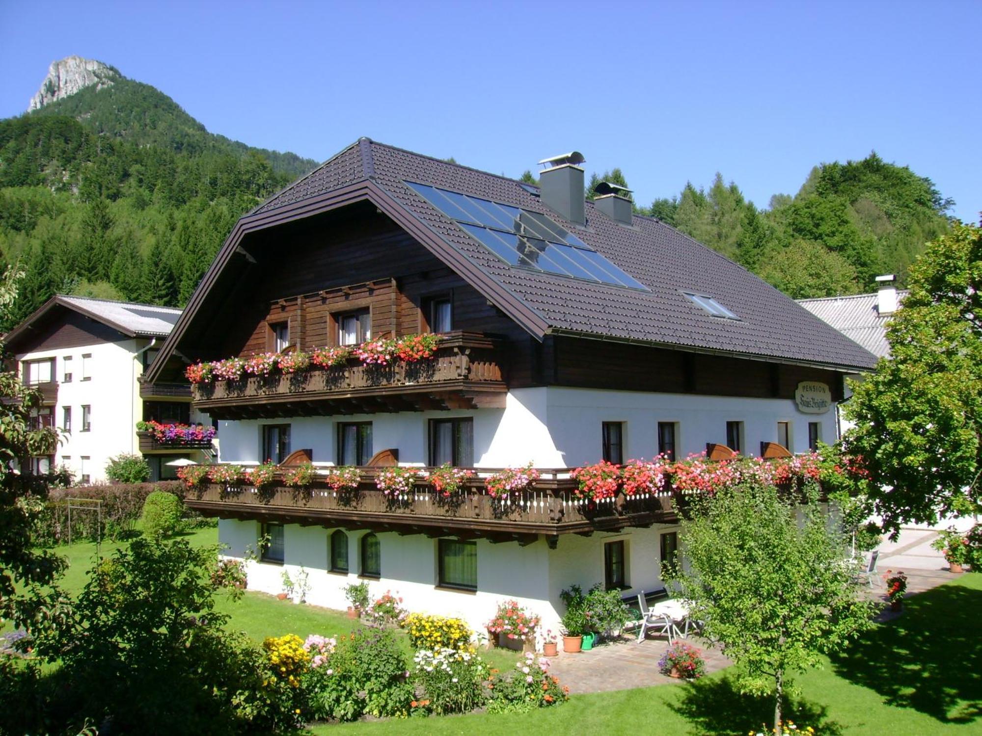 Haus Brigitte Hotel Fuschl am See Exterior photo